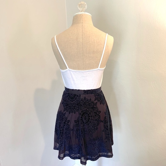 LA Hearts Purple Velvet Flare Mini Skirt - Picture 2 of 8